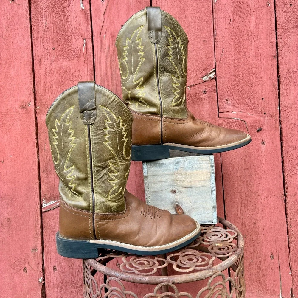 Old West Boots Boys Girls 1.5 D Brown Leather Square Toe Cowboy Western Boots
